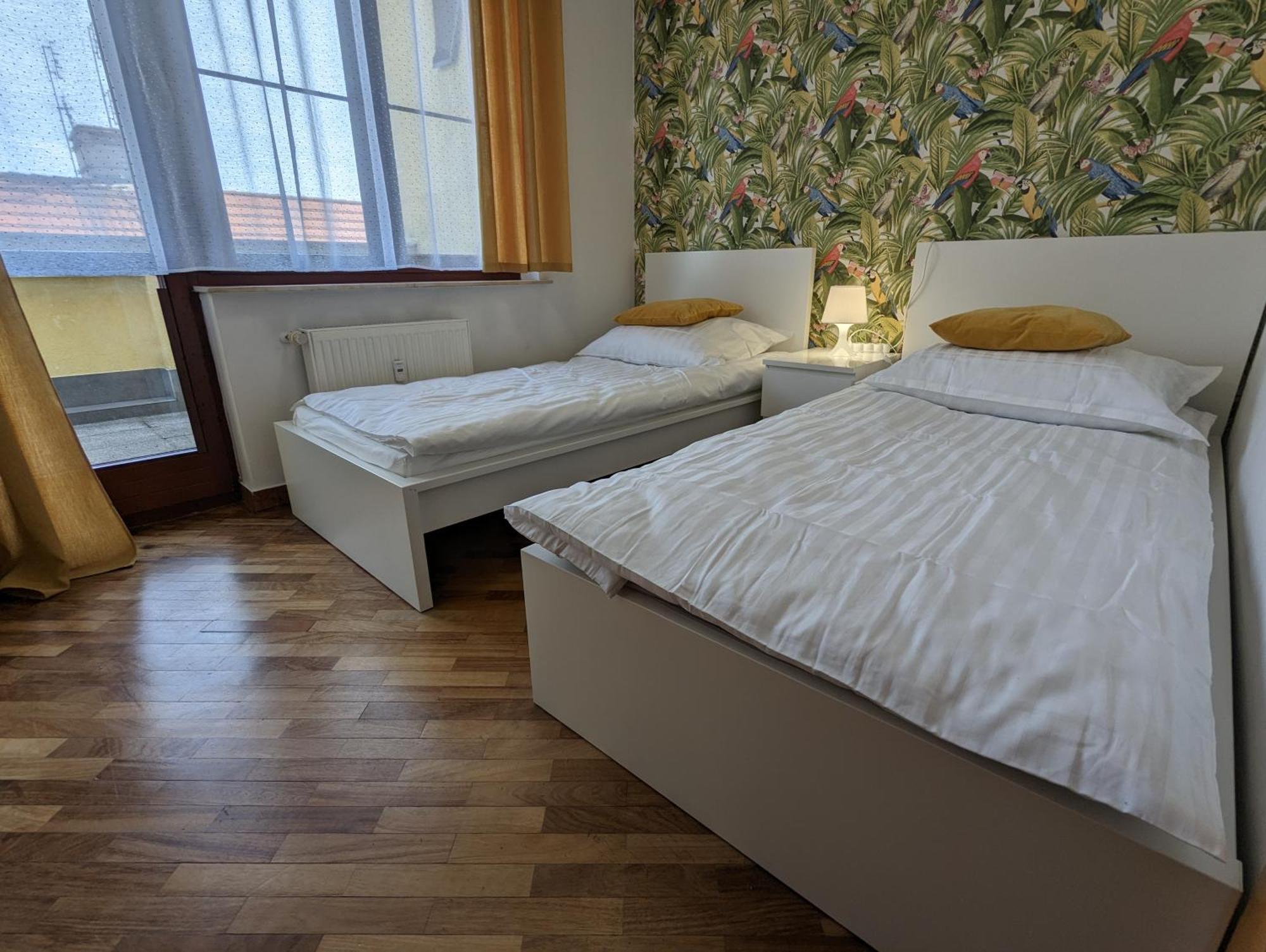3-Bedroom Apt In Town Square Breslávia Exterior foto