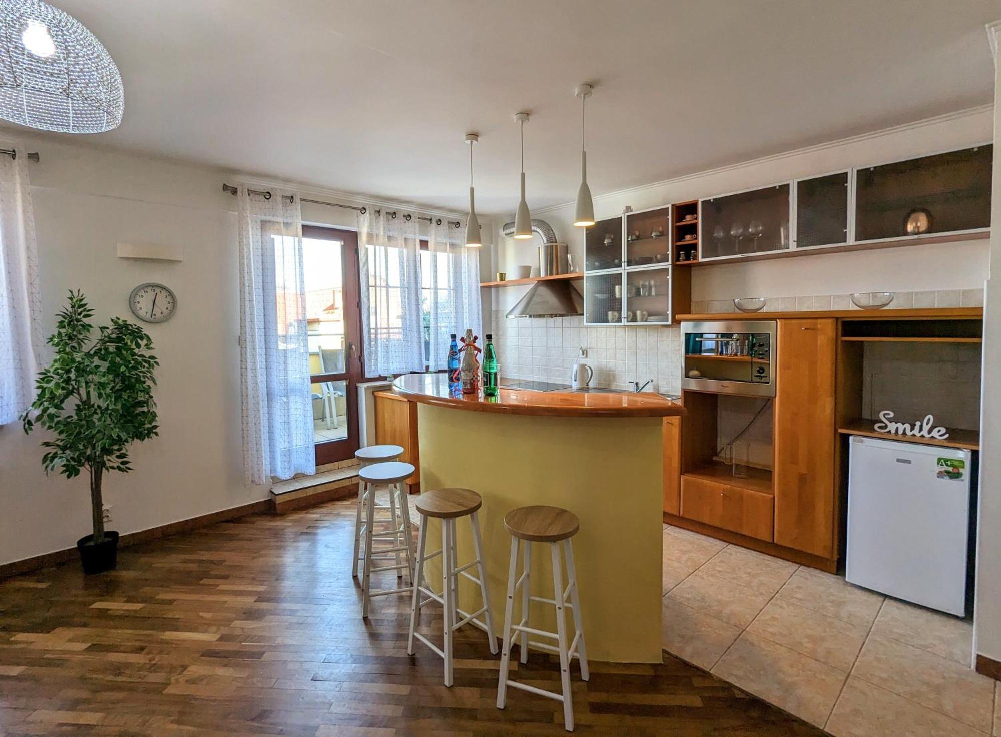 3-Bedroom Apt In Town Square Breslávia Exterior foto